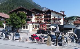 Hotel Alpenrose Pertisau